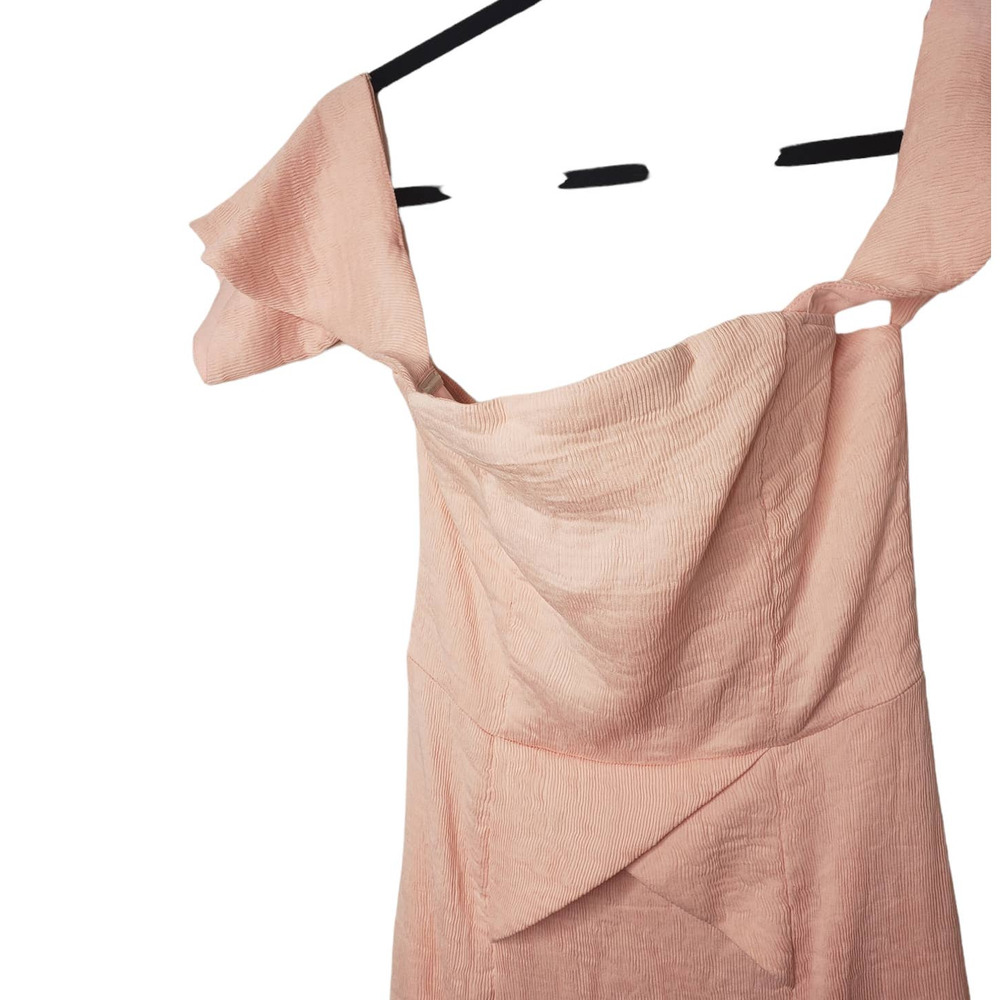 Elliatt Acacia Dress Off Shoulders Peach Textured midi dress - Picture 3 of 14